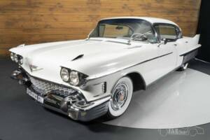 Image 3/19 of Cadillac 75 Fleetwood (1958)