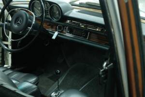 Afbeelding 43/70 van Mercedes-Benz 300 SEL (1968)
