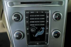 Image 23/50 de Volvo XC60 D3 (2017)