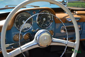 Image 34/50 of Mercedes-Benz 190 SL (1961)