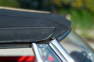 Image 26/50 of Alfa Romeo Giulia 1600 Spider (1964)
