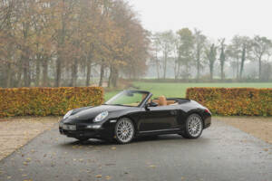 Imagen 1/96 de Porsche 911 Carrera 4 (2006)