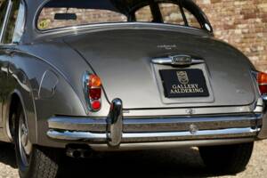 Bild 48/50 von Jaguar Mk II 3.4 (1966)