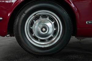 Bild 8/50 von Jaguar XJ 6 L 4.2 (1974)