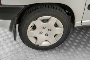 Imagen 33/45 de Citroën Berlingo 1.6i (2003)