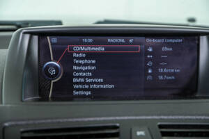 Image 24/50 of BMW 125i (2008)