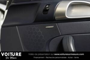 Image 23/29 of Porsche 911 Carrera 4S (2006)
