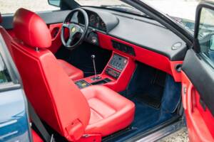 Immagine 28/42 di Ferrari Mondial T (1990)