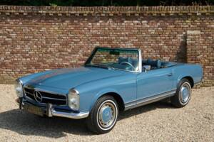 Imagen 6/50 de Mercedes-Benz 280 SL (1968)