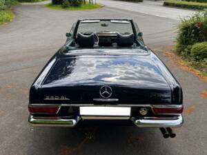 Imagen 4/53 de Mercedes-Benz 230 SL (1965)