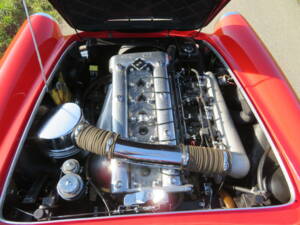 Immagine 14/21 di Alfa Romeo 2600 Spider (1966)