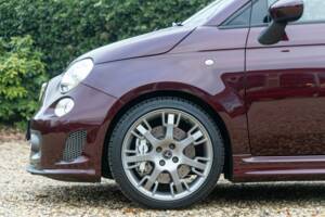 Afbeelding 27/50 van Abarth 695 "Edizione Maserati" (2013)