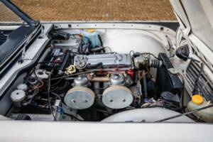 Image 38/42 of Triumph TR 4A (1966)