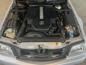 Afbeelding 54/60 van Mercedes-Benz SL 500 &quot;Silver Arrow&quot; (2002)