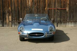 Imagen 3/20 de Jaguar E-Type 4.2 (1967)