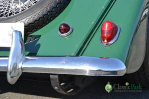 Image 43/50 of Morgan 4/4 Series IV (1962)