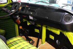 Afbeelding 18/25 van Volkswagen T2b Camper (1979)