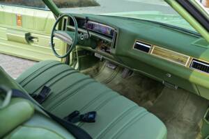 Image 37/44 of Chevrolet Impala (1974)