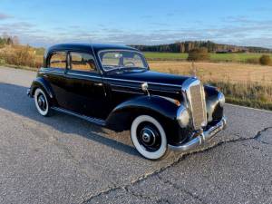 Image 1/16 of Mercedes-Benz 220 (1952)