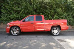 Image 3/82 of Dodge Ram SRT 10 (2005)