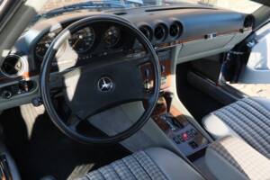Image 25/43 of Mercedes-Benz 300 SL (1989)