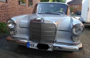 Image 3/8 of Mercedes-Benz 190 c (1965)