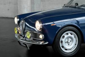 Image 11/50 de Alfa Romeo Giulia 1600 Sprint (1962)