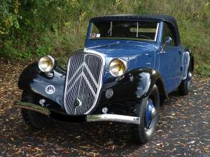 Afbeelding 1/21 van Citroën Traction Avant 7 C (1934)