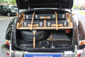 Bild 14/22 von Mercedes-Benz 220 Cabriolet A (1953)