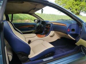 Bild 20/31 von Aston Martin DB 7 Vantage Volante (2001)