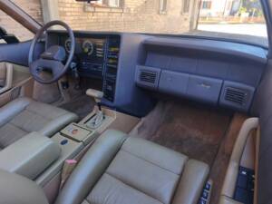 Bild 16/31 von Cadillac Allanté (1989)