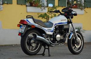 Bild 4/25 von Honda DUMMY (1983)