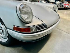 Bild 74/99 von Porsche 911 Carrera 3.2 (1983)