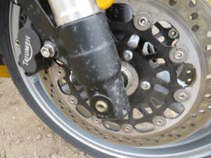 Image 28/39 of Triumph DUMMY (2006)