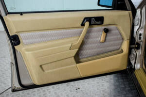 Bild 40/50 von Mercedes-Benz 190 D 2.5 Turbo (1989)