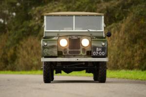 Image 2/48 of Land Rover 80 (1951)