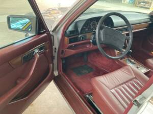 Afbeelding 36/38 van Mercedes-Benz 420 SEL (1986)