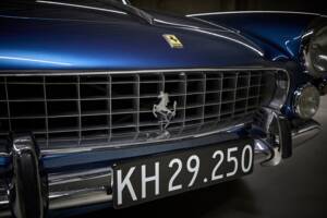 Imagen 47/100 de Ferrari 250 GT 2+2 (1963)