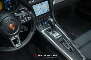 Immagine 20/25 di Porsche 718 Boxster S (2017)