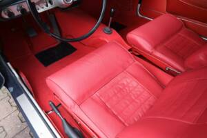 Image 43/50 de Volvo 1800 S (1966)