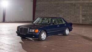 Bild 1/43 von Mercedes-Benz 380 SE (1984)
