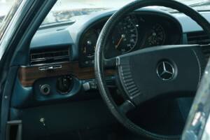 Image 23/50 de Mercedes-Benz 450 SE (1973)