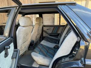 Afbeelding 8/20 van Lancia Delta HF Integrale (1990)