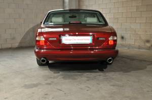 Image 6/32 de Jaguar XJR 4.0 (1999)