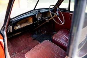 Image 33/36 of Morris Minor 1000 (1956)