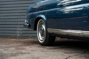 Image 45/57 de Mercedes-Benz 280 SE 3,5 (1971)