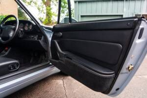 Image 48/60 of Porsche 911 Targa (1996)