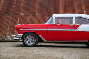 Image 13/44 of Chevrolet Bel Air Hardtop Coupé (1956)