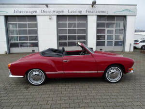 Image 17/63 of Volkswagen Karmann Ghia 1500 (1971)