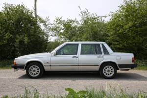 Bild 5/16 von Volvo 760 GLE (1986)